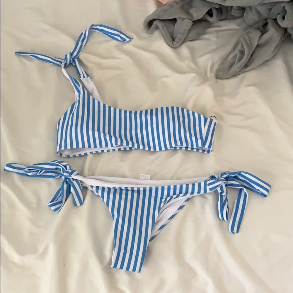 Lupsona 2 piece one shoulder bathing suit